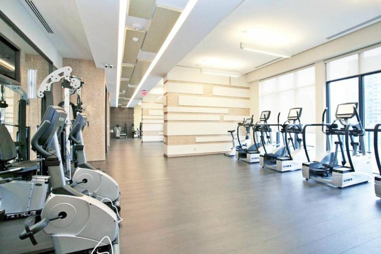 Stunning Views Of Downtown - Luxury High Rise With King Bed! Villa Торонто Екстериор снимка
