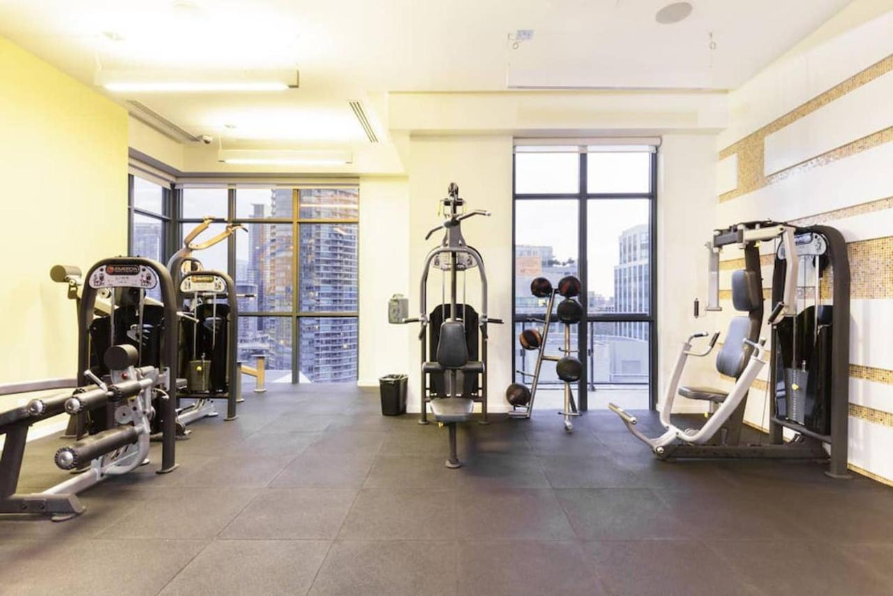Stunning Views Of Downtown - Luxury High Rise With King Bed! Villa Торонто Екстериор снимка